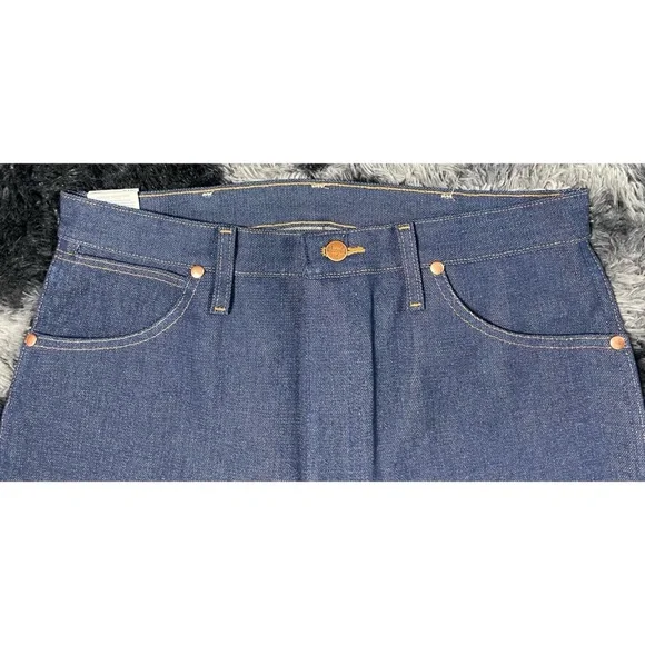 Vintage 90s Wrangler Dark Wash Cowboy Cut Denim Jeans
